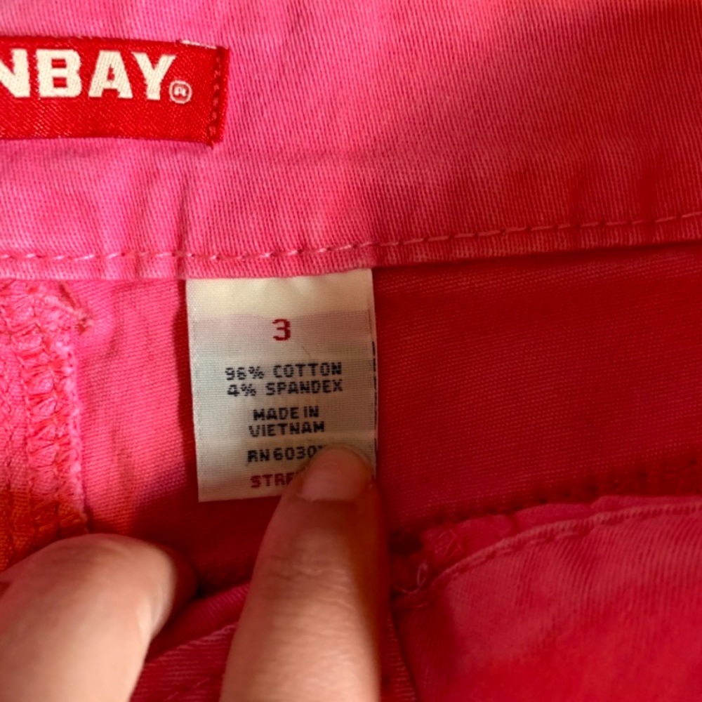 Pink shorts - Picture 2 of 2